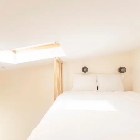 Apartment Beautiful Studio In A Small House Near Eiffel Tower Paris